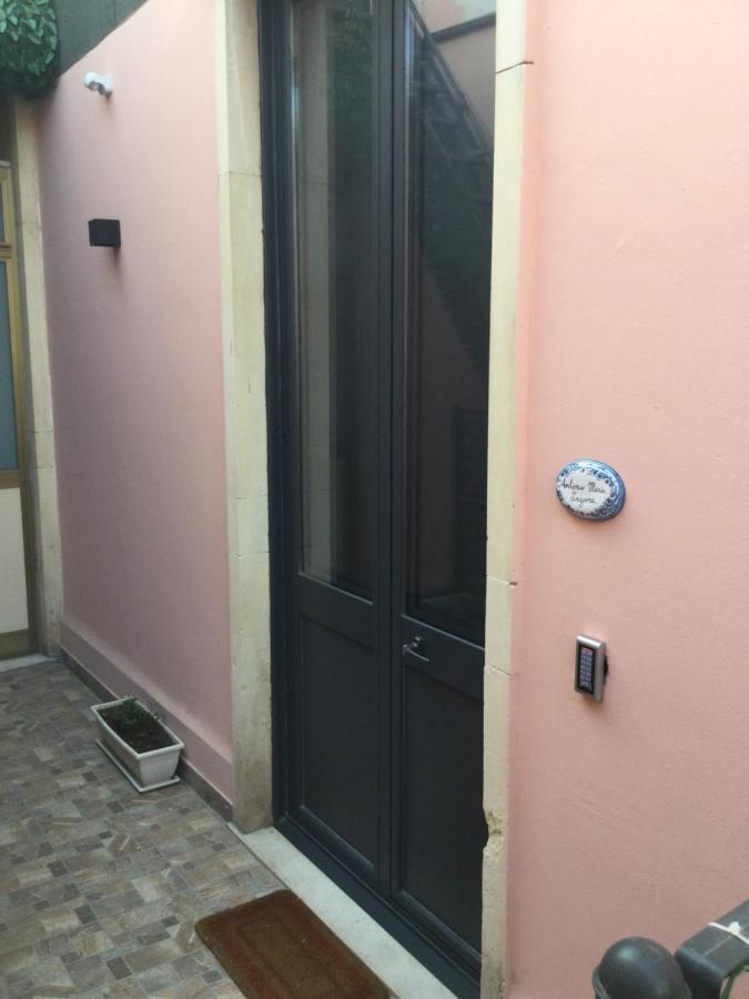 B&B Affittacamere Trigona Мистербианко Екстериор снимка